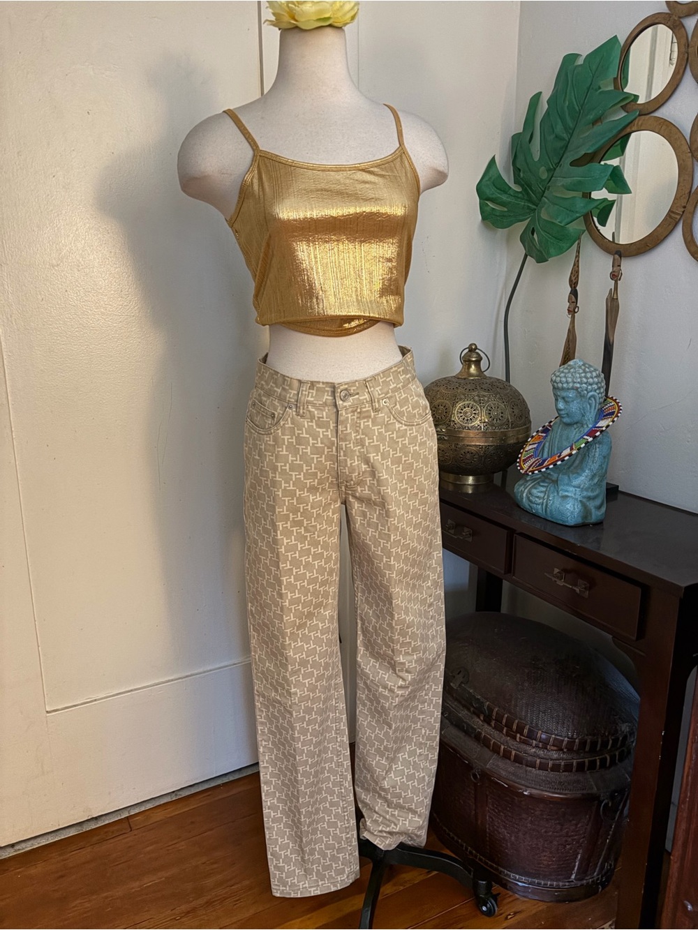 Tommy Hilfiger Monogram Jacquard Jeans Beige Tan Straight Leg  Size 4